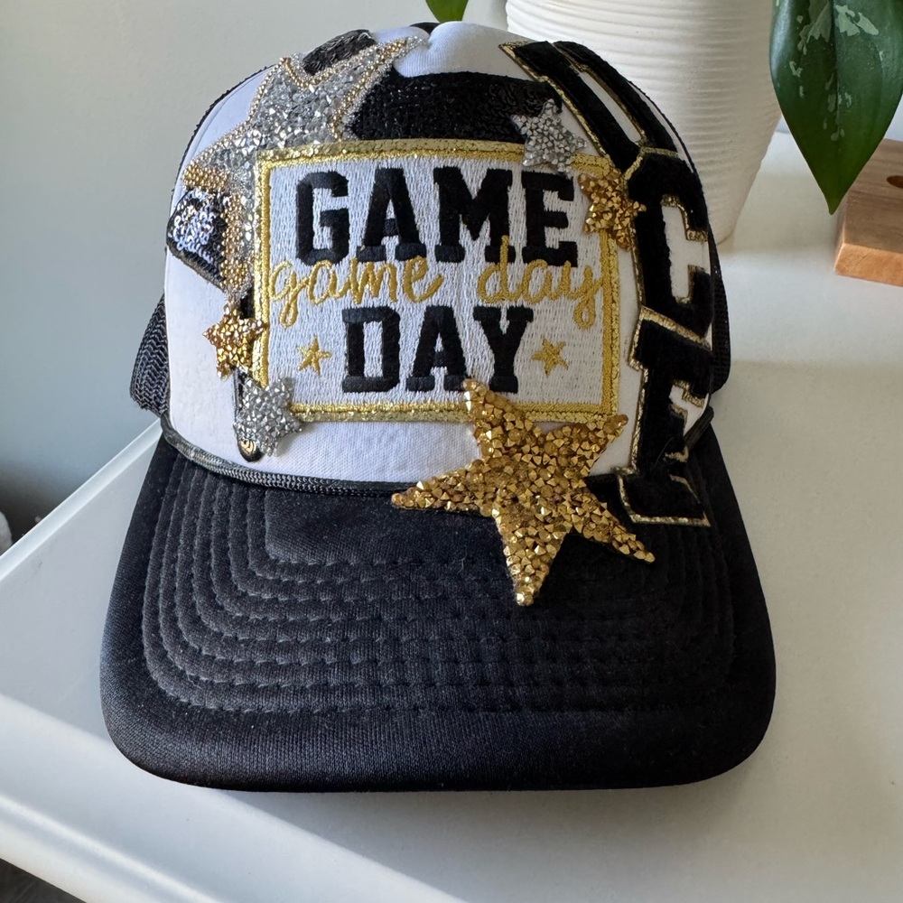 UCF KNIGHTS TRUCKER HAT